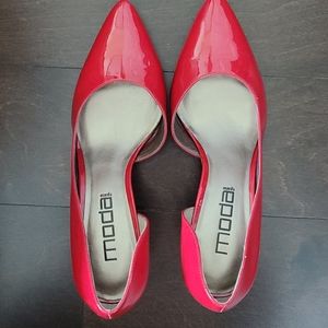 Moda red heels 7.5M